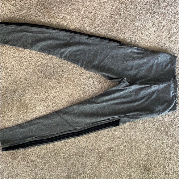 Pink leggings - Picture 2 of 2